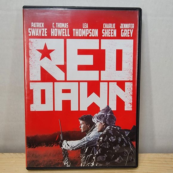 DVD Red Dawn - Picture 1 of 4
